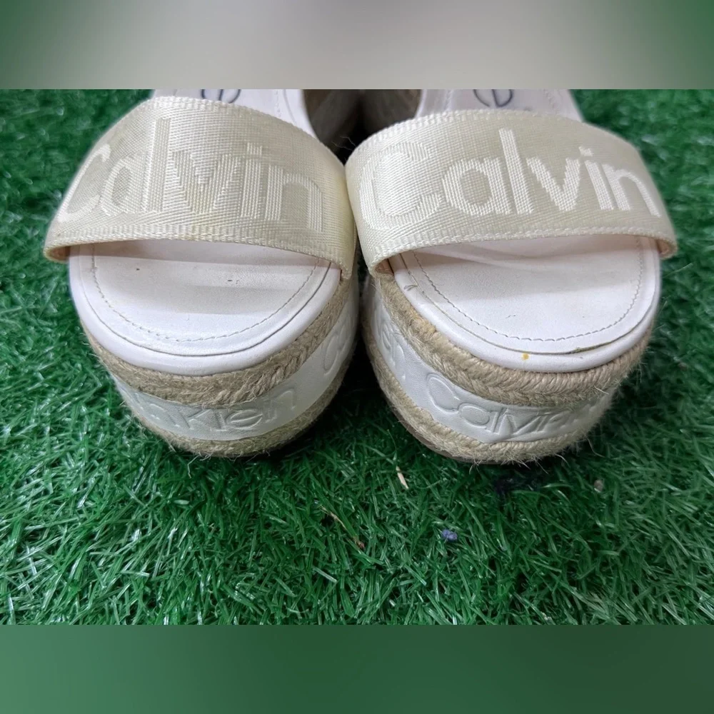 Calvin Klein Women’s Espadrilles Size 7.5‎